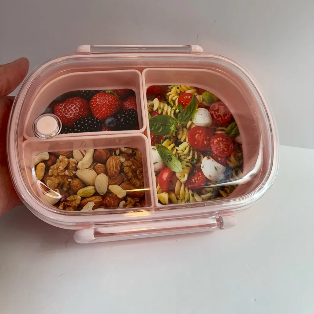 Gourmet Kitchen Lunch Box with Removable Compartments and Airtight Lid